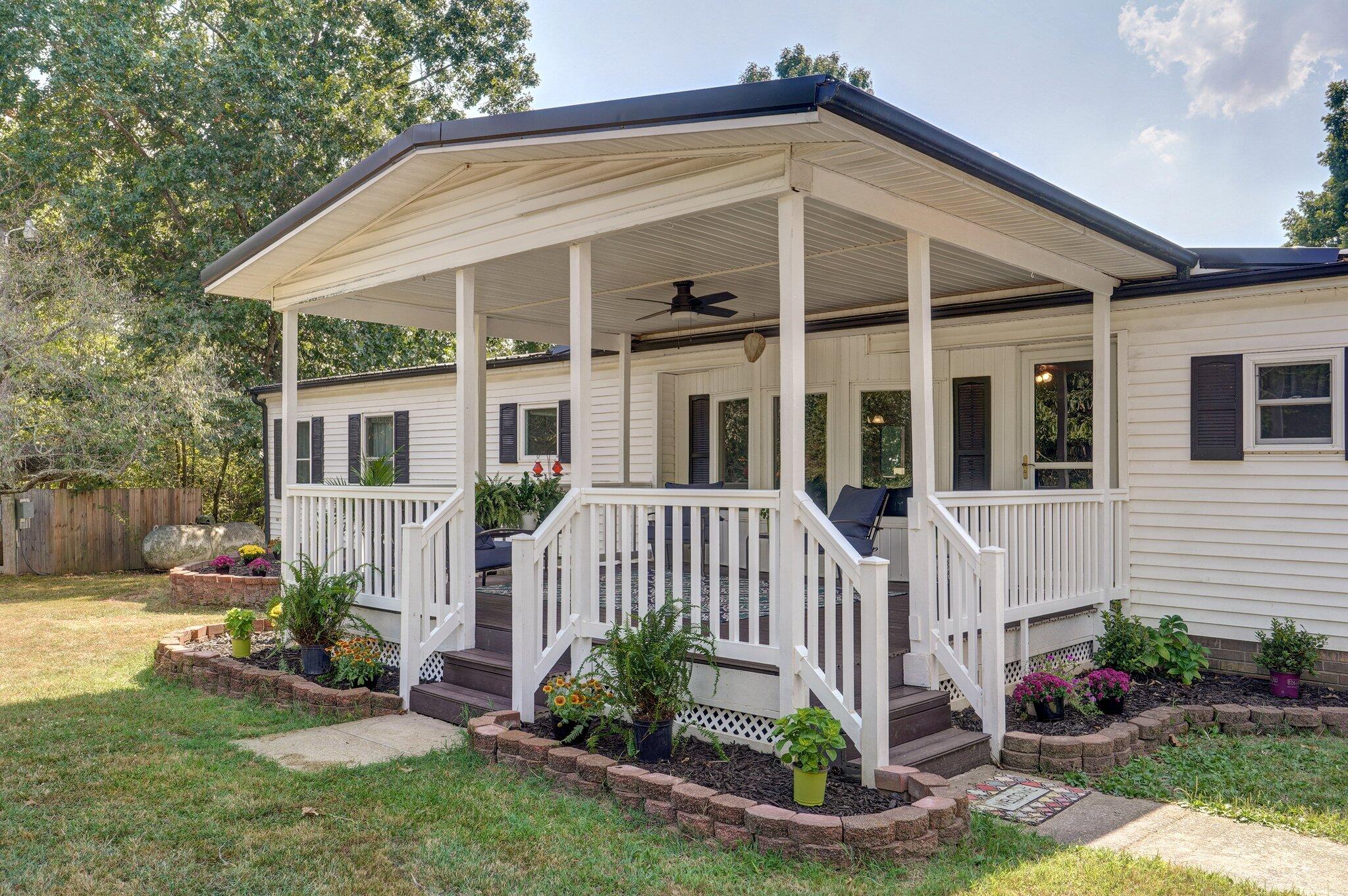 251 Holly Ln-32