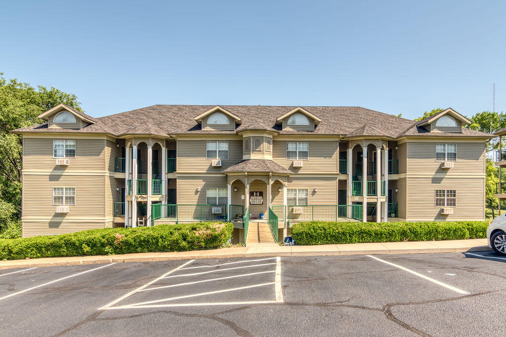 Holiday Hills Golf Resort