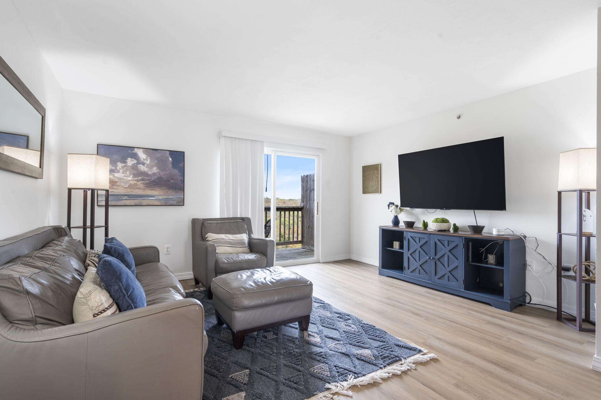 Remodeled & Ready to Rent!