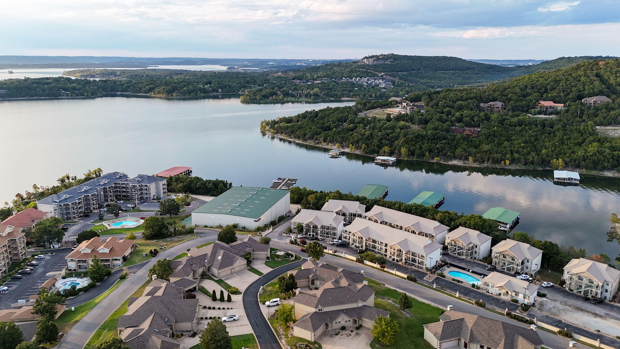 122 Villa Dr-3