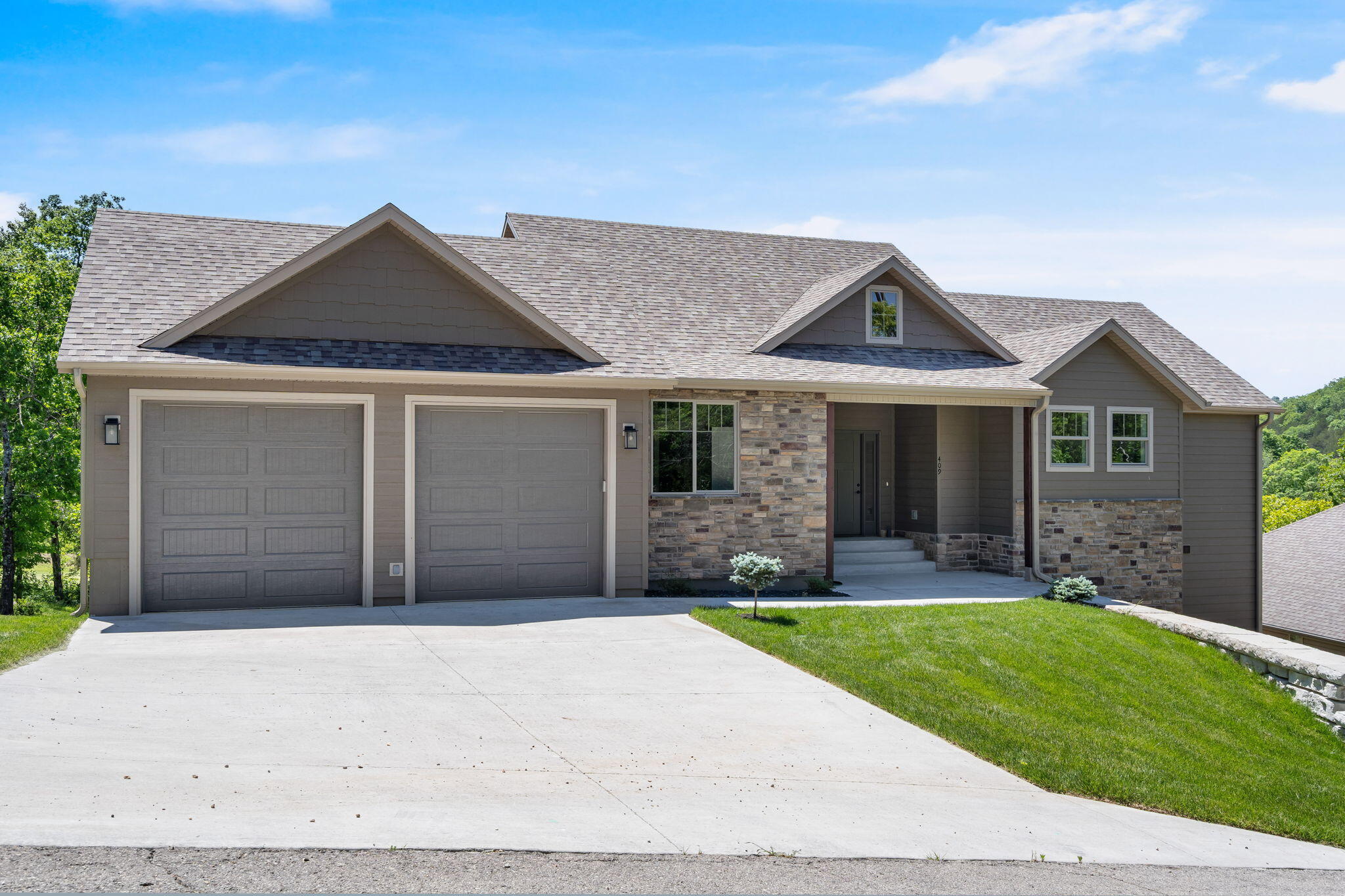 409 Silverwood Circle