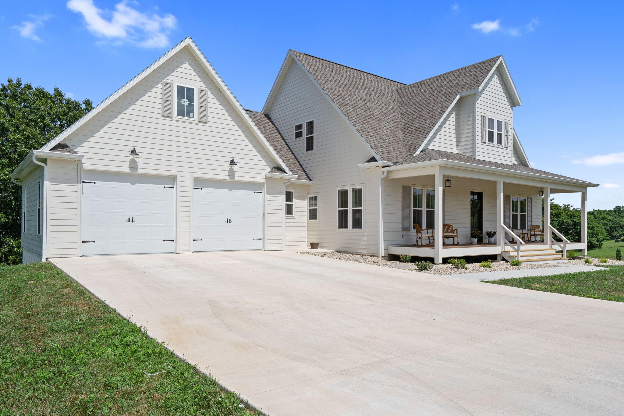893-Hidden-Springs-Ln-Prestige-Home