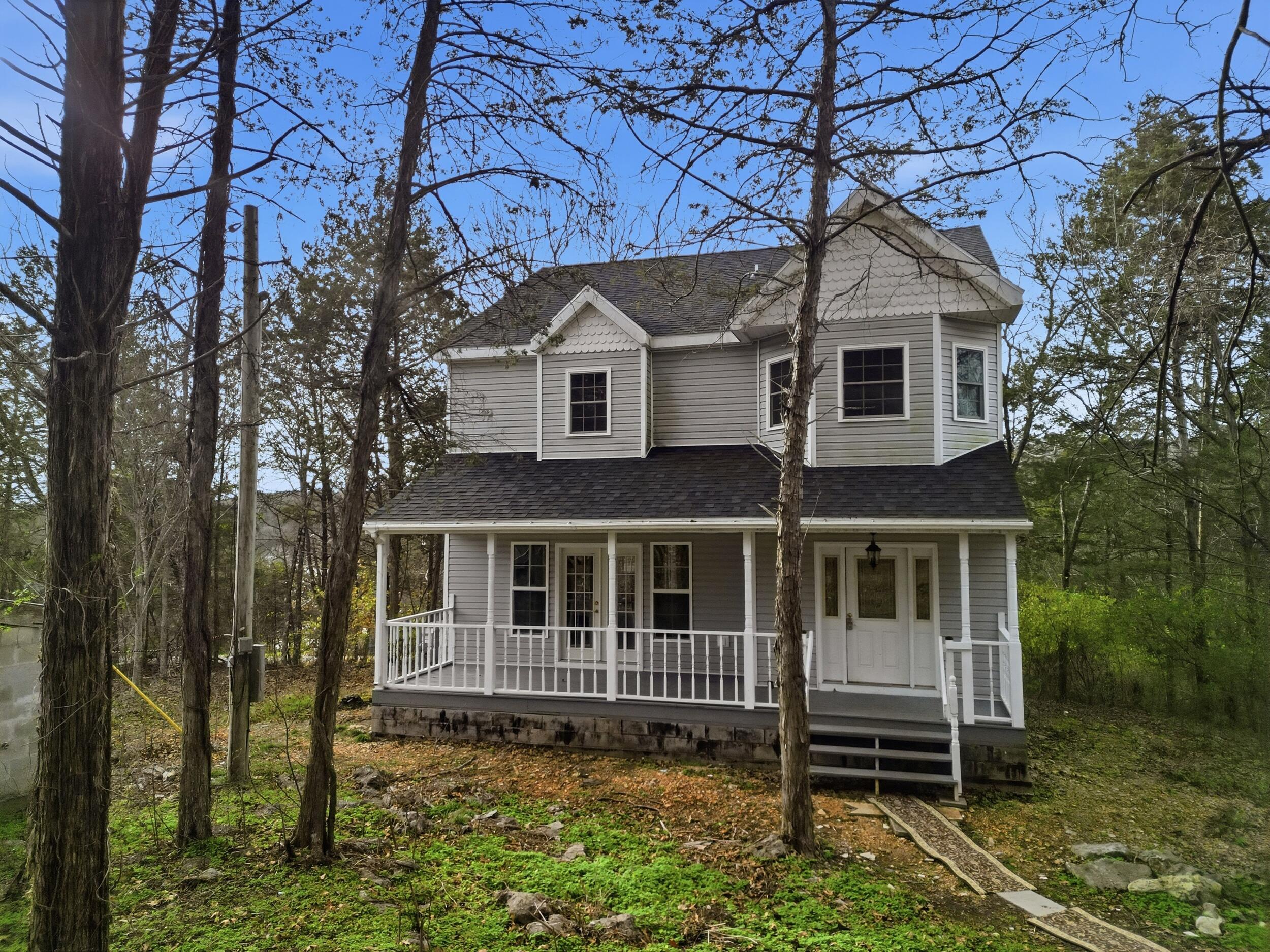 755 Everest Rd, Galena, MO