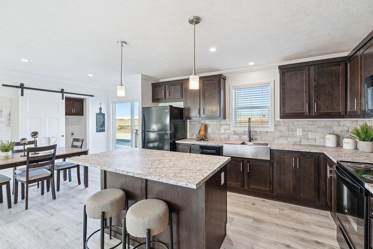 prairie-dune-8862-kitchen-2