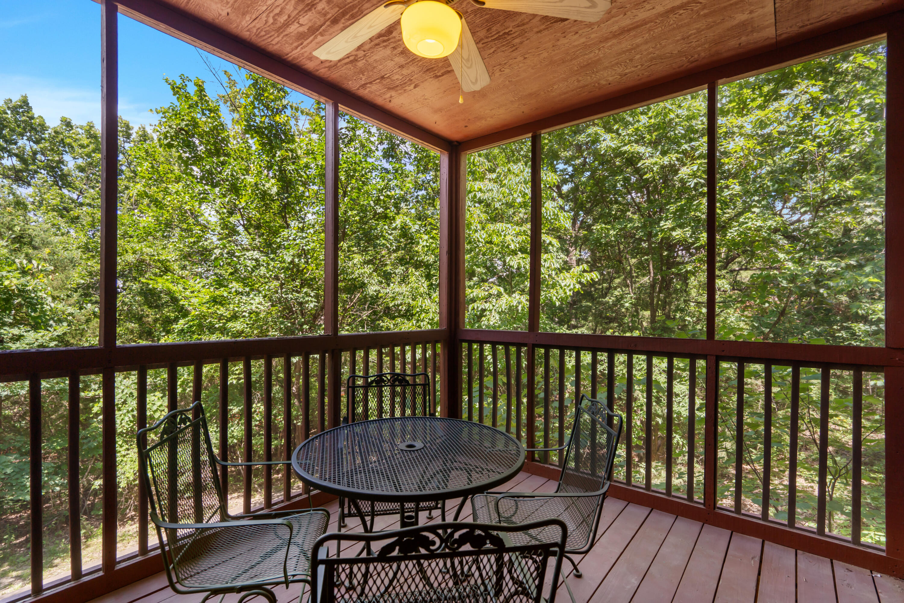 238 Oakridge Road