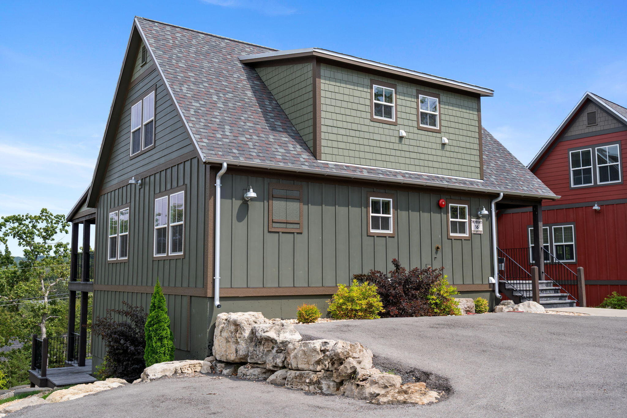 133-Carefree-Ln-16-Lakefront-Home