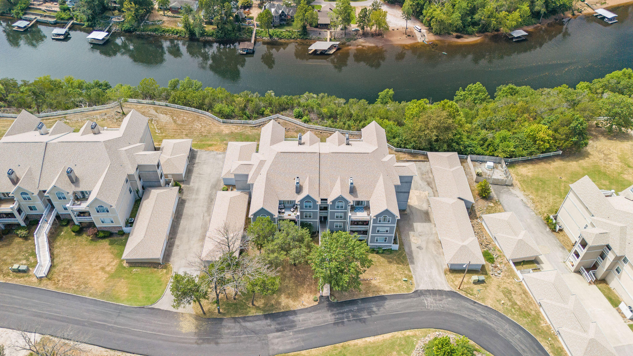 DJI_20250812122433_0009_D