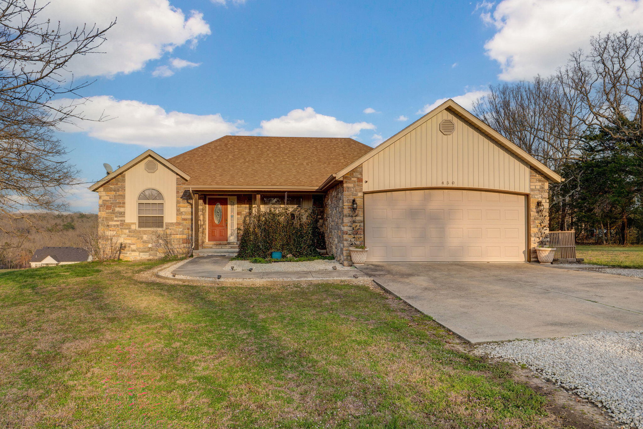 450 Holly Way Dr-32