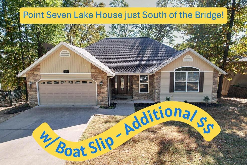 296 Lillian Ln, SOB