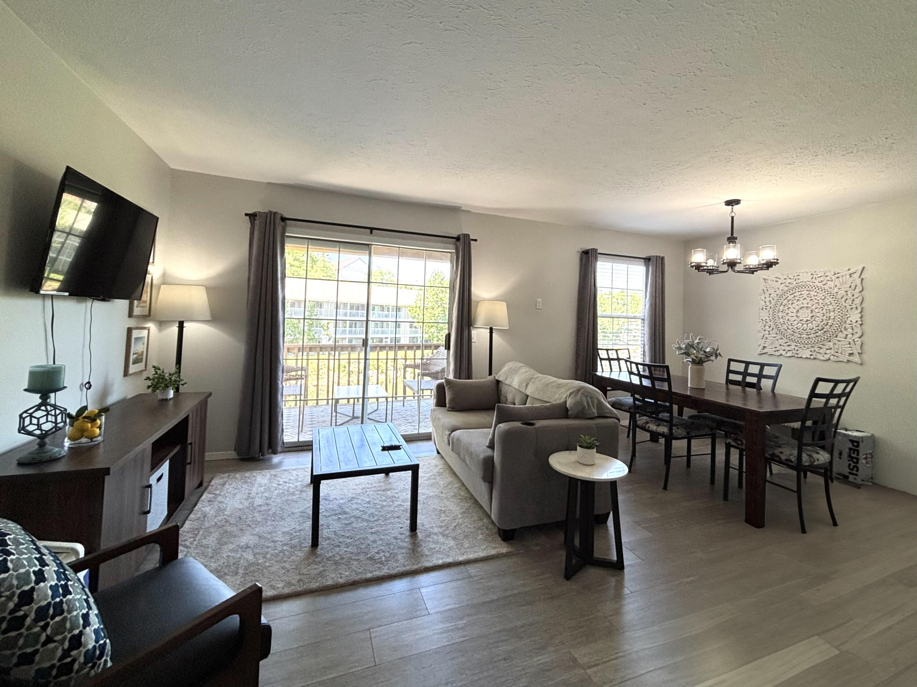 Living-room-40-scenic-ct-condo