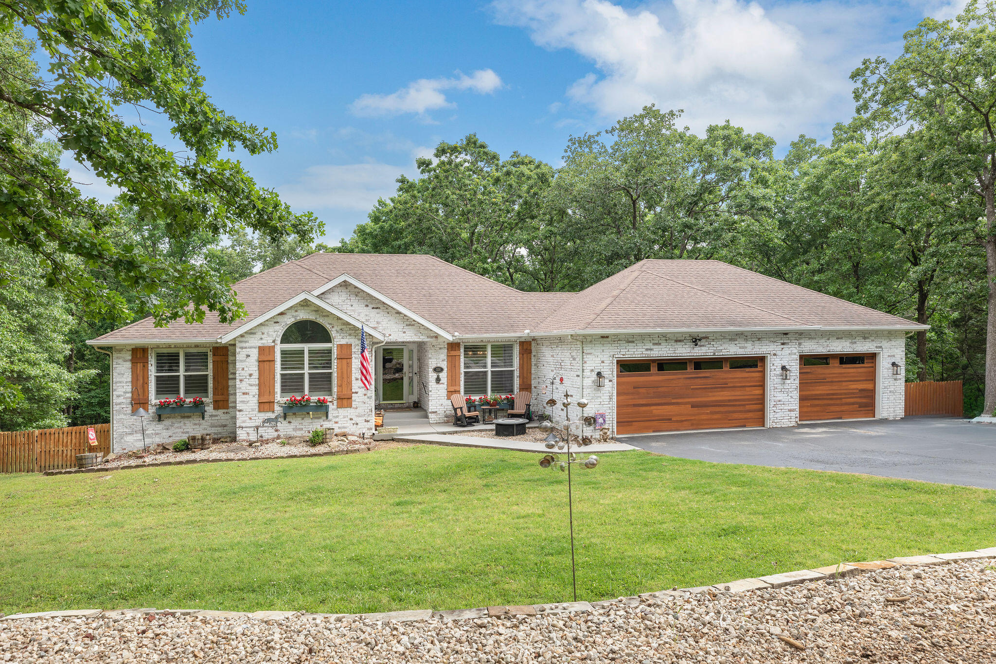 158 Spring lane