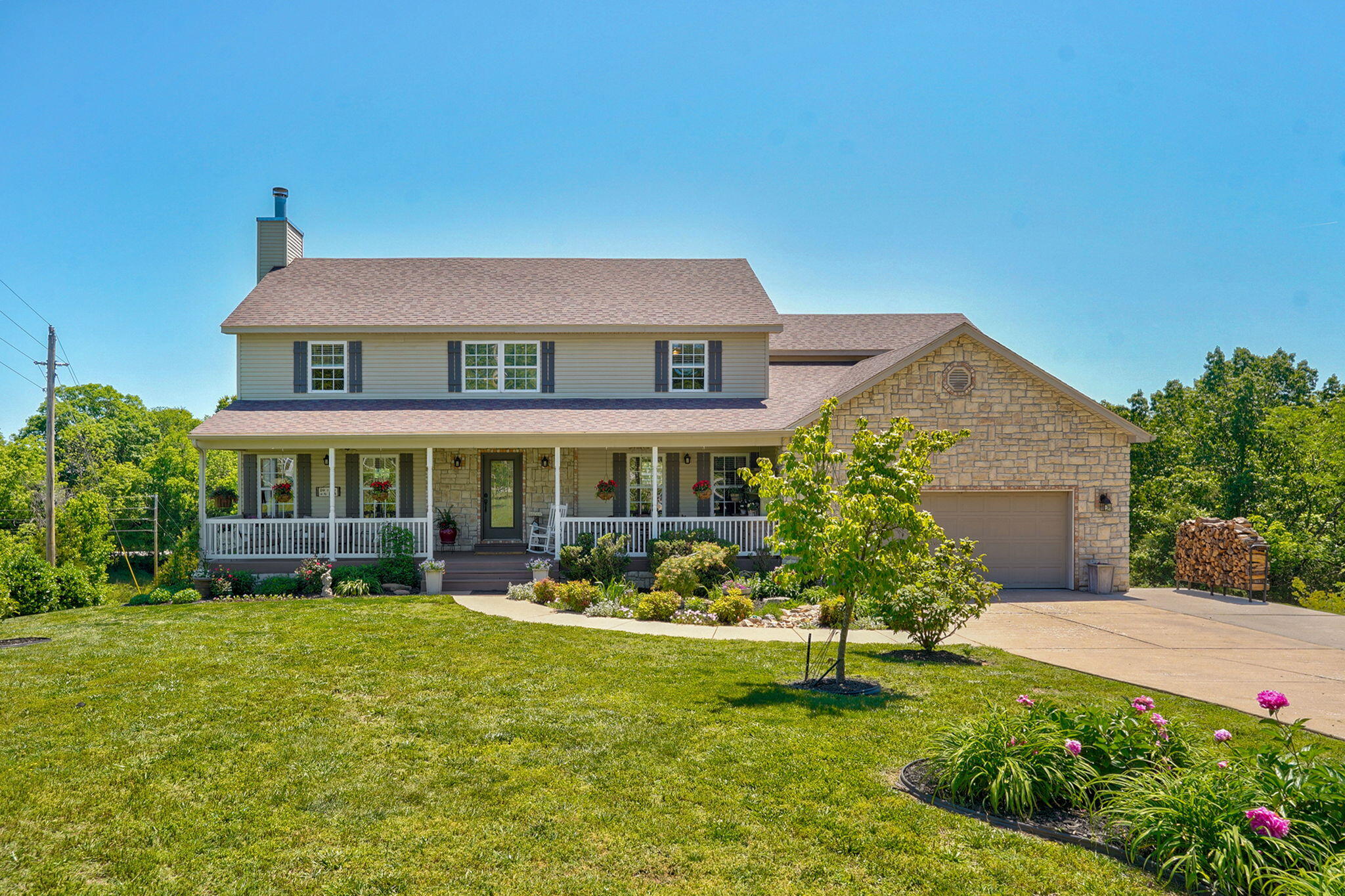 2370 Sheron Dr-7