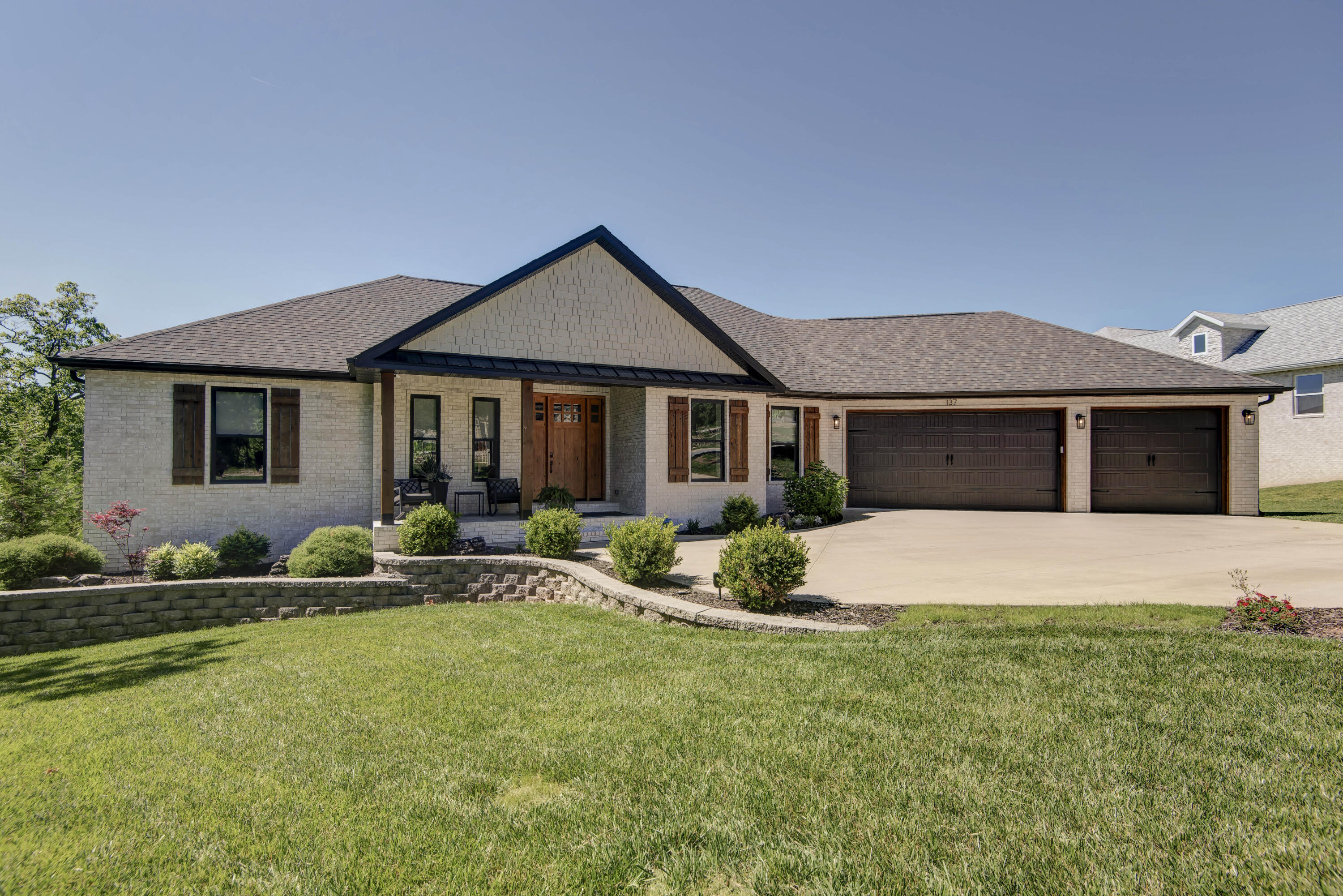 137 Winged Foot Drive