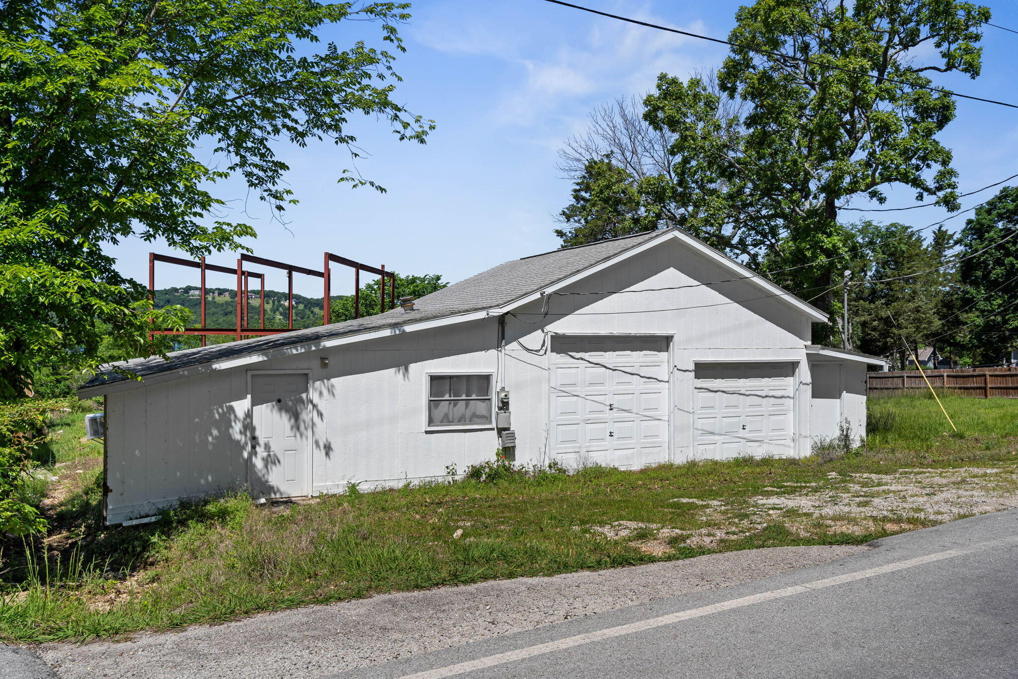 410-Tablerock-Cir-Lakefront-Retreat