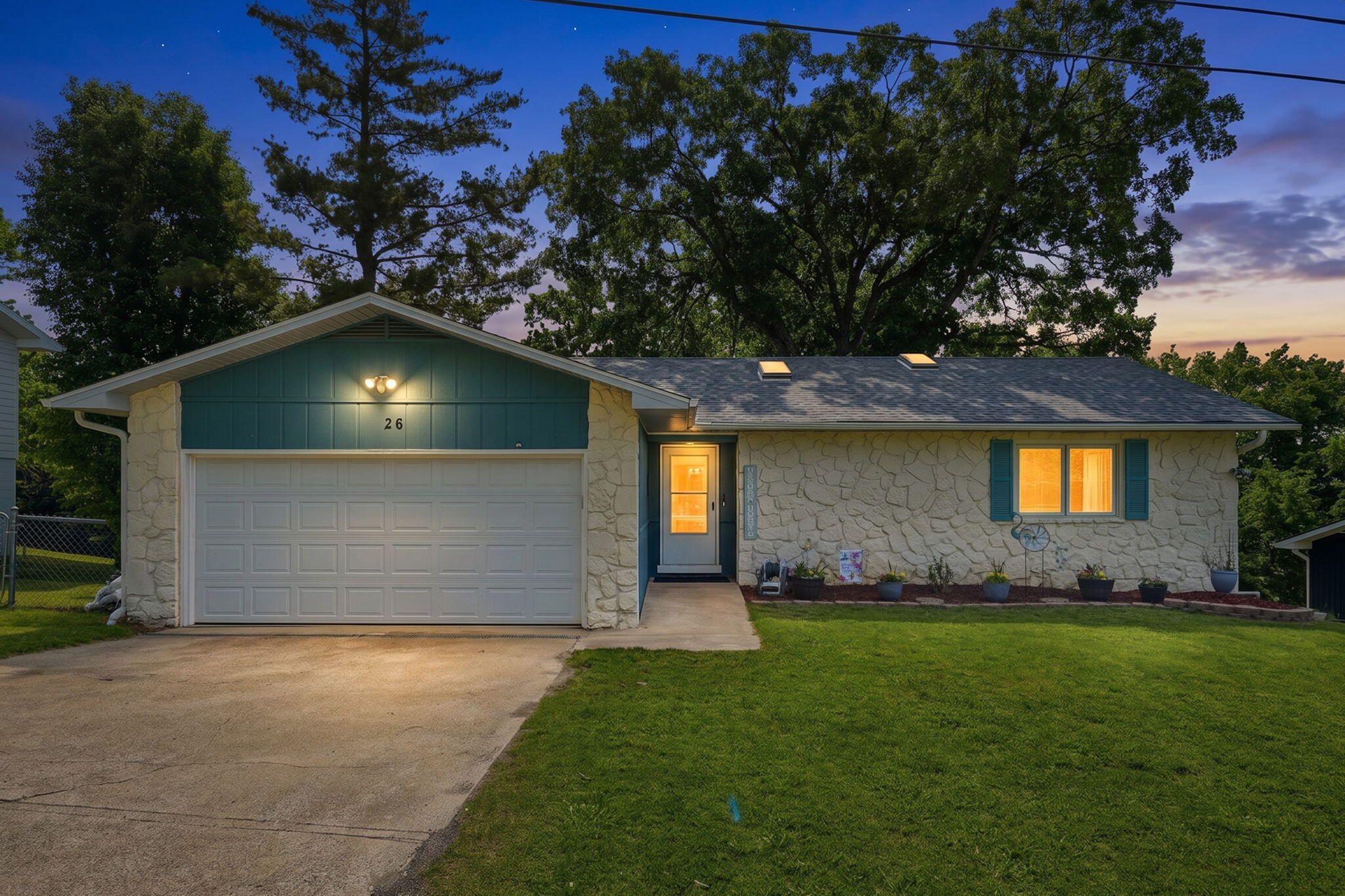 1-web-or-mls-DSC04200-2twilight