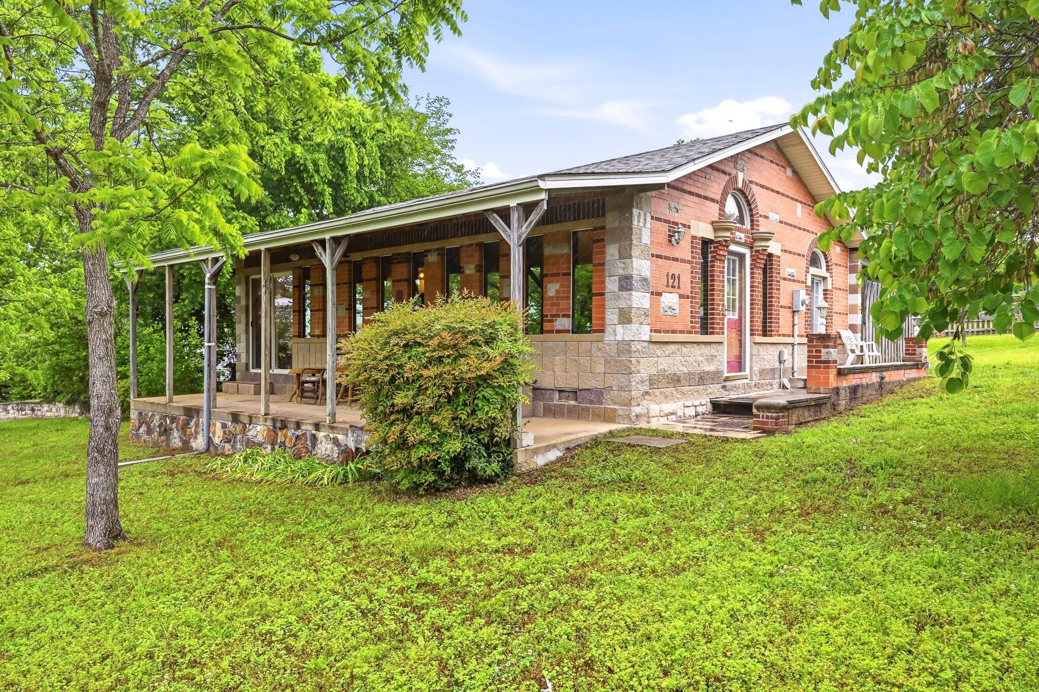 04-Center_Rd_003
