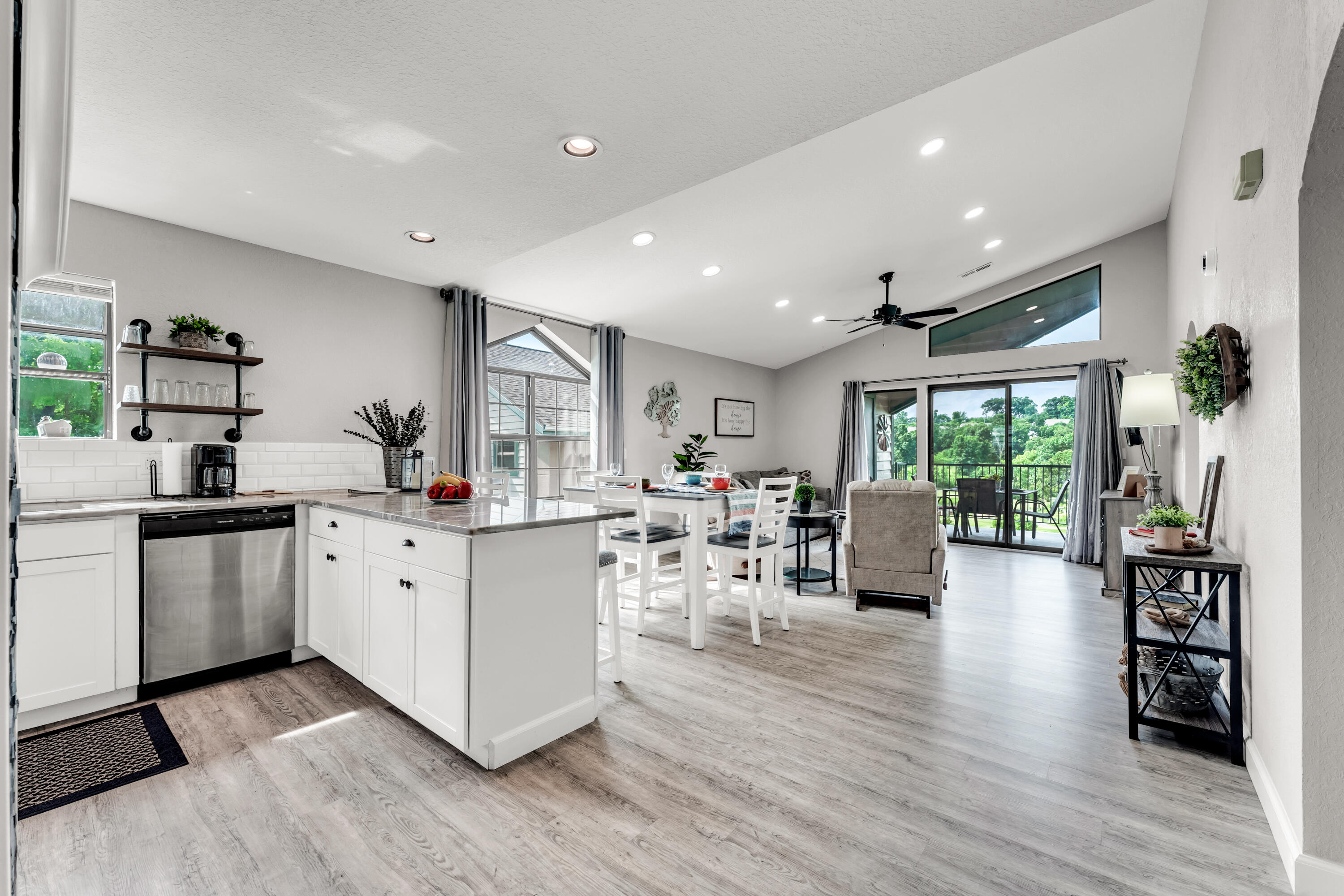 2700 Green Mountain Drive