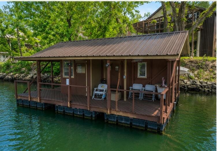 Private Dock on Lake Taneycomo